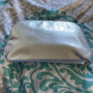 REVITALIZING AND BRIGHTENING Set